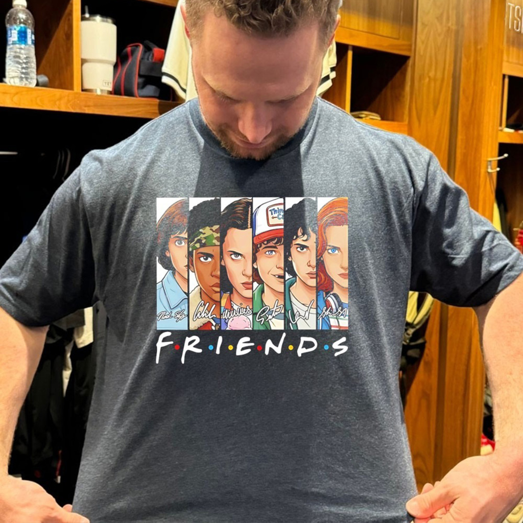 Stranger Things Friends College Picture Signatures T Shirt