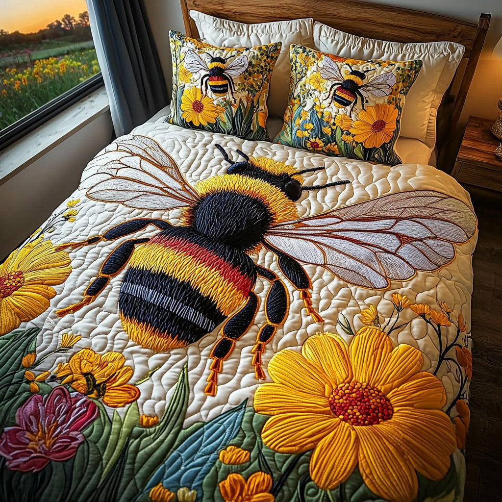 Sunbee Bloom Quilted Bedding Set Trendy Bedding Set for Bedroom Makeover