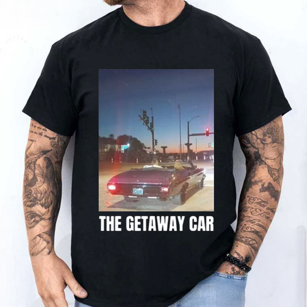 Travis Kelce And TS The Getaway Car T-Shirt Christmas Gifts For Fans Travis Kelce And TS The Getaway Car T-Shirt Christmas Gifts For Fans