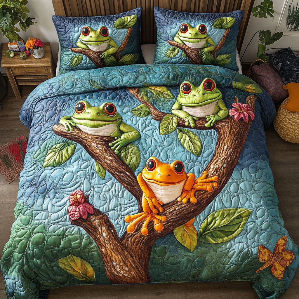 Treehouse Tribe Quilted Bedding Set Best Bedspread Set Cute Frog Things To Buy