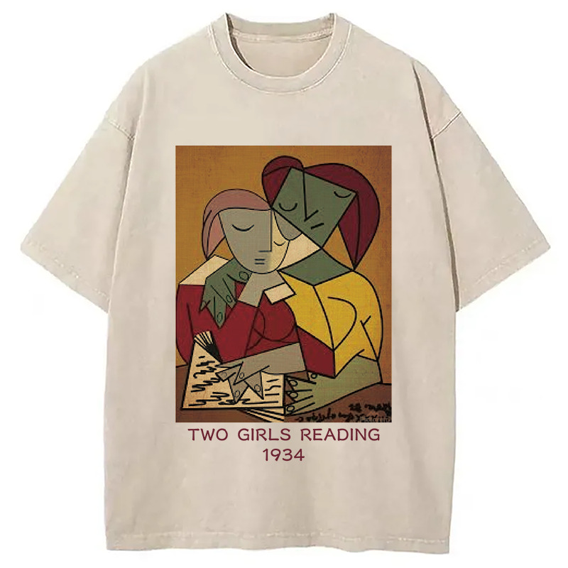 Two Girls Reading Washed T-Shirt Cool Urban Street Style Shirt Gifts For Sister
