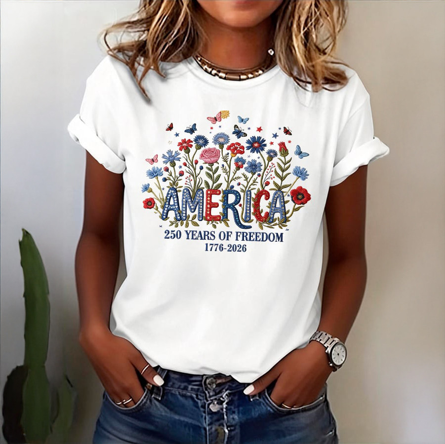 USA 250 Years Of Freedom 1776 2026 Floral T-Shirt Independence Day 2026 Clothing Line