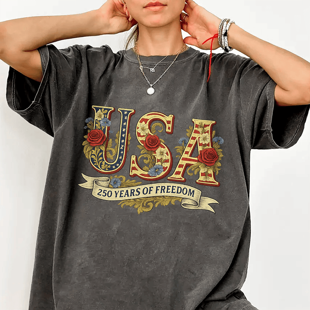 USA 250 Years Of Freedom Roses T-Shirt Independence Day Clothes Gift Ideas