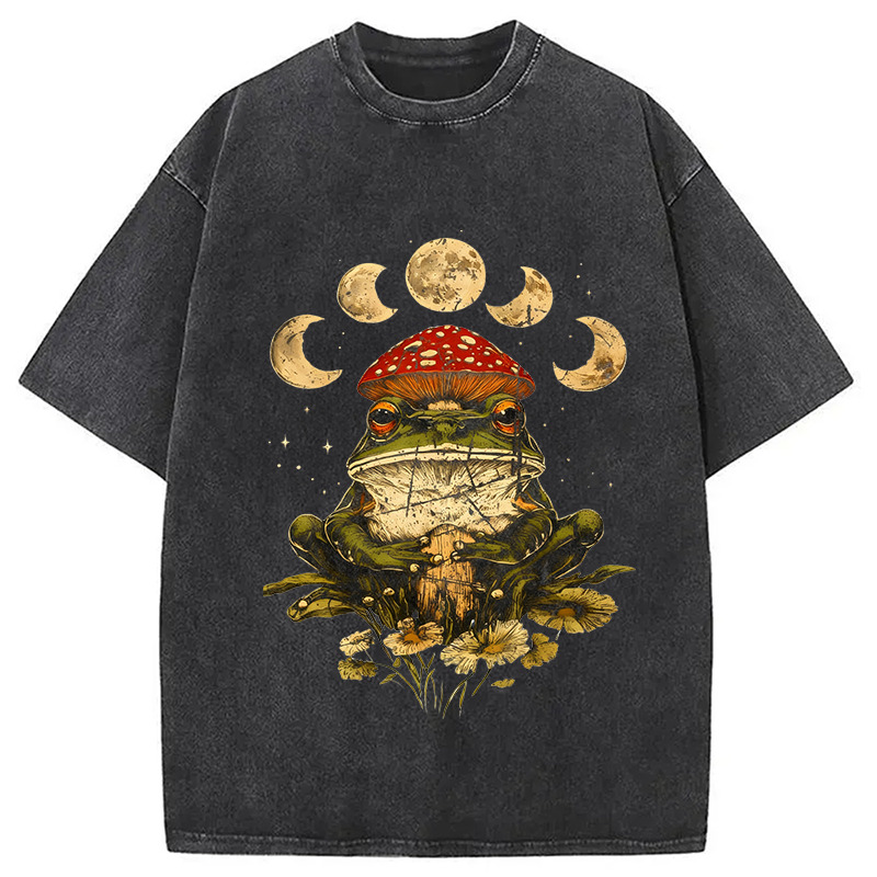 Weird Frog Mushrooms 90s Vintage Washed T-Shirt Unisex Streetwear Graphic Style Gifts For Besties