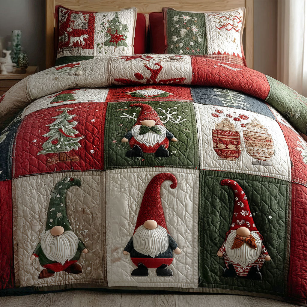 Winter Whiskers Quilted Bedding Set Premium Comforter Set for Restful Nights
