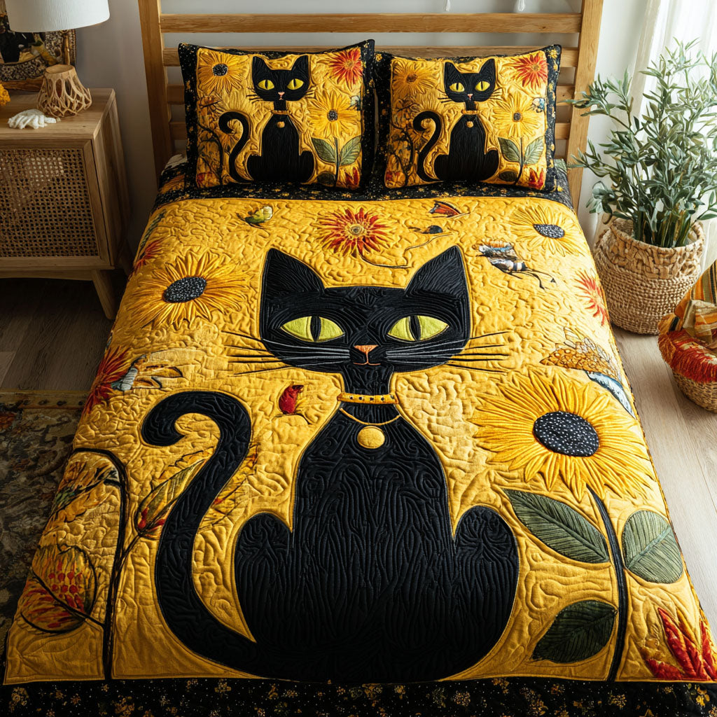 Witty Kitty Quilted Bedding Set Elegant Bed Linen Set for Cozy Nights
