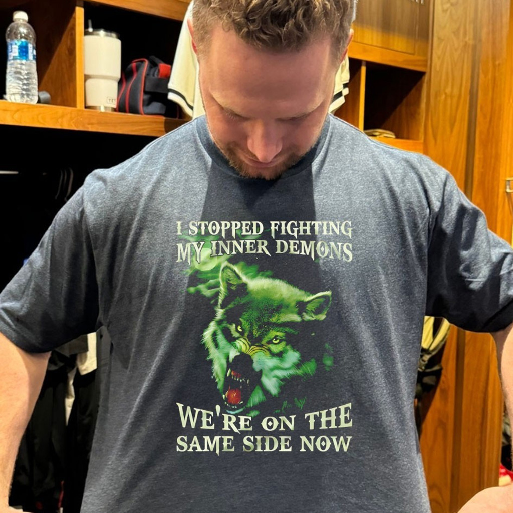 Wolf I Stopped Fighting My Inner Demons We'Re On The Same Side Now Shirt