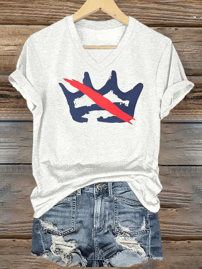 Women's FDT NO KINGS V-Neck T-Shirt No Kings Shirt Democrats Apparel Gift for Wife