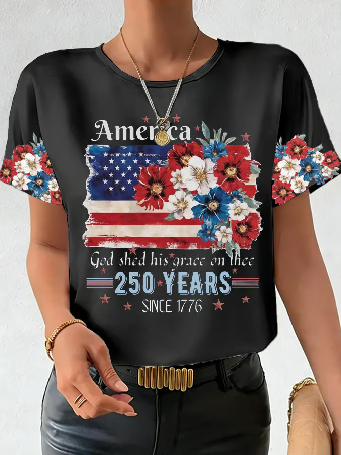 Women's USA 250th Anniversary National Flag Floral T-Shirt 1776 2026 Merch Gifts For Patriots